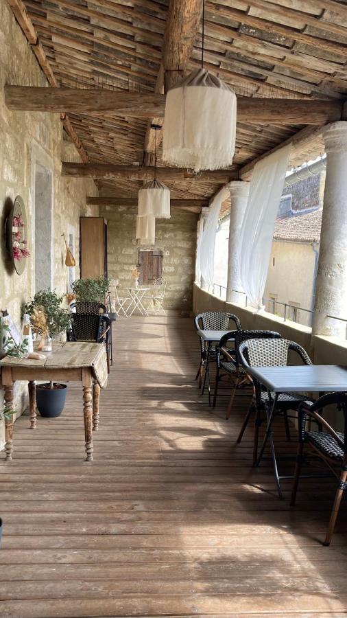La Maison D'Aime Saint-Quentin-la-Poterie Exterior photo